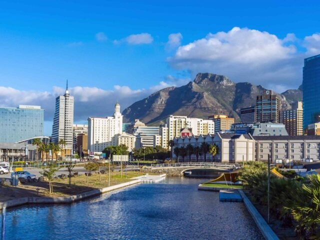 https://demo2.monterowebdesign.com/wp-content/uploads/2018/08/post_capetown_02-640x480.jpg